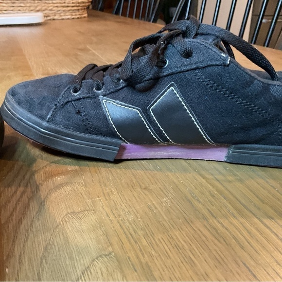 MACBETH Women’s size 9 Black Green Vegan Product Textile Lace Up Sneakers - Picture 5 of 11